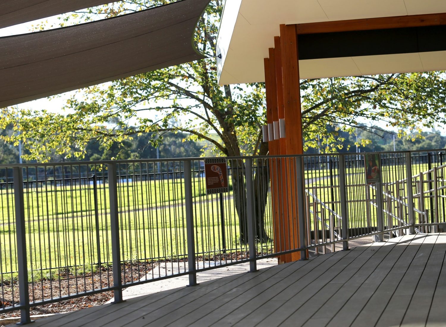 melbcon_-_chirnside_park_integrated_childrens_centre_(external_2)_1527834348